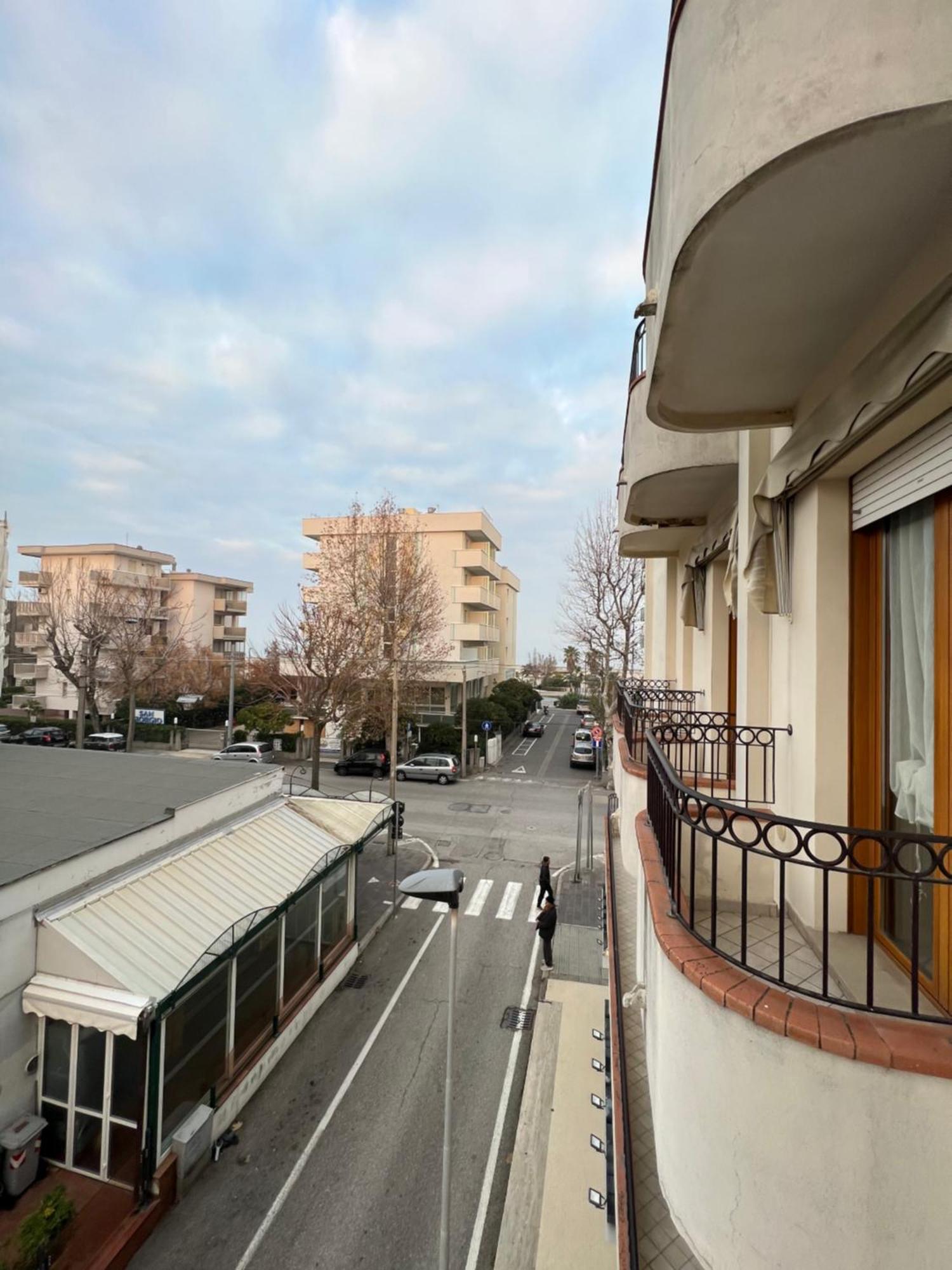 Hotel Miro Rimini Luaran gambar