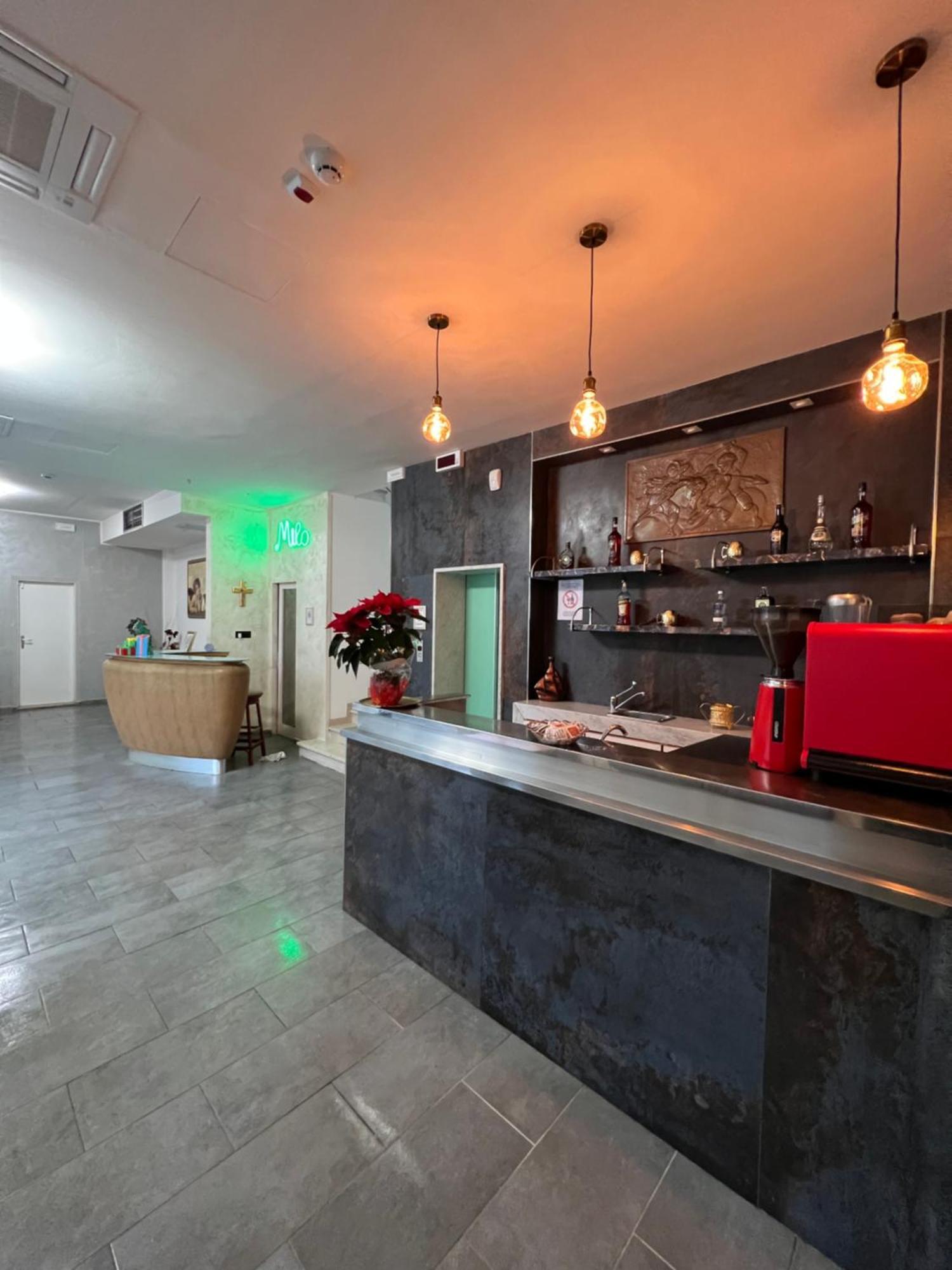 Hotel Miro Rimini Luaran gambar
